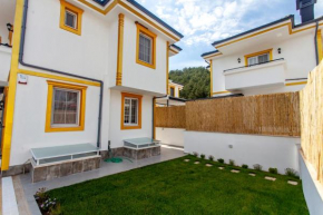 Roses Villa